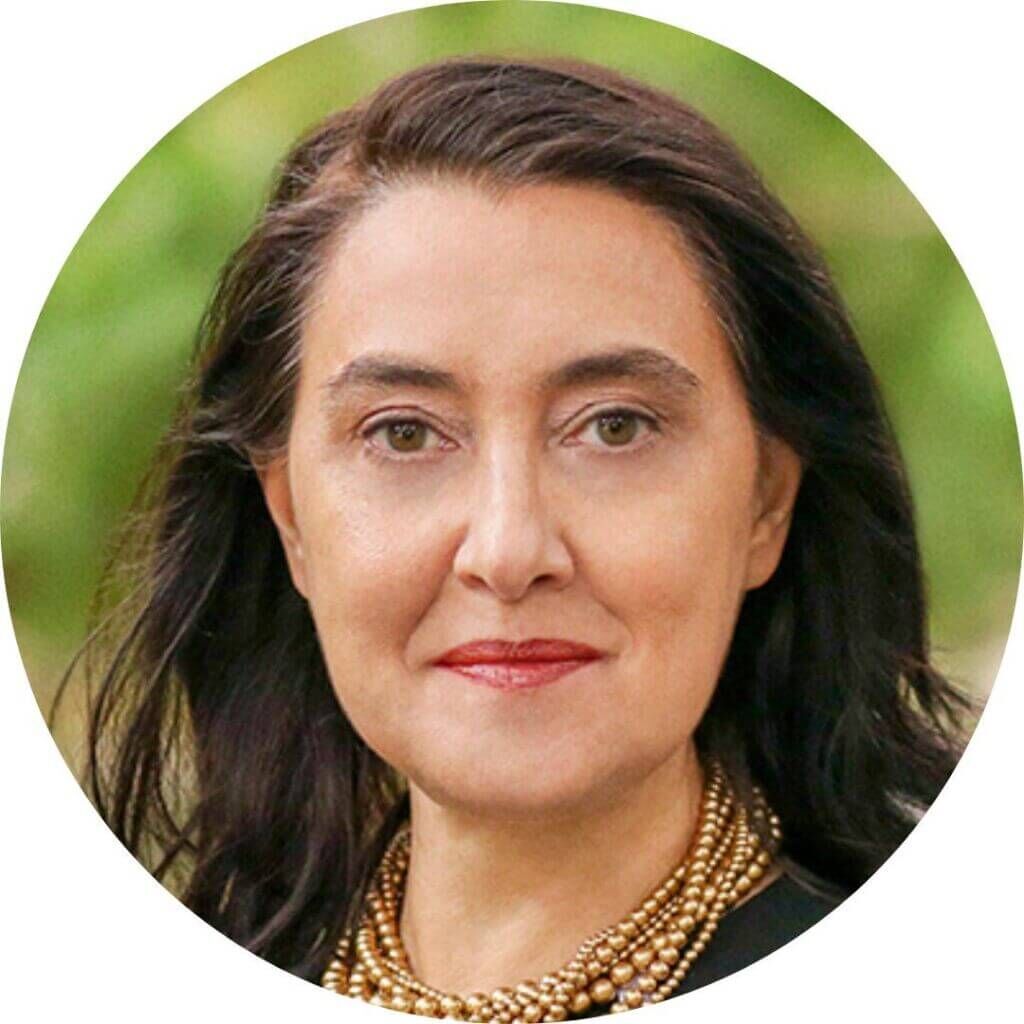 Loretta Bricchi Lee portrait photo